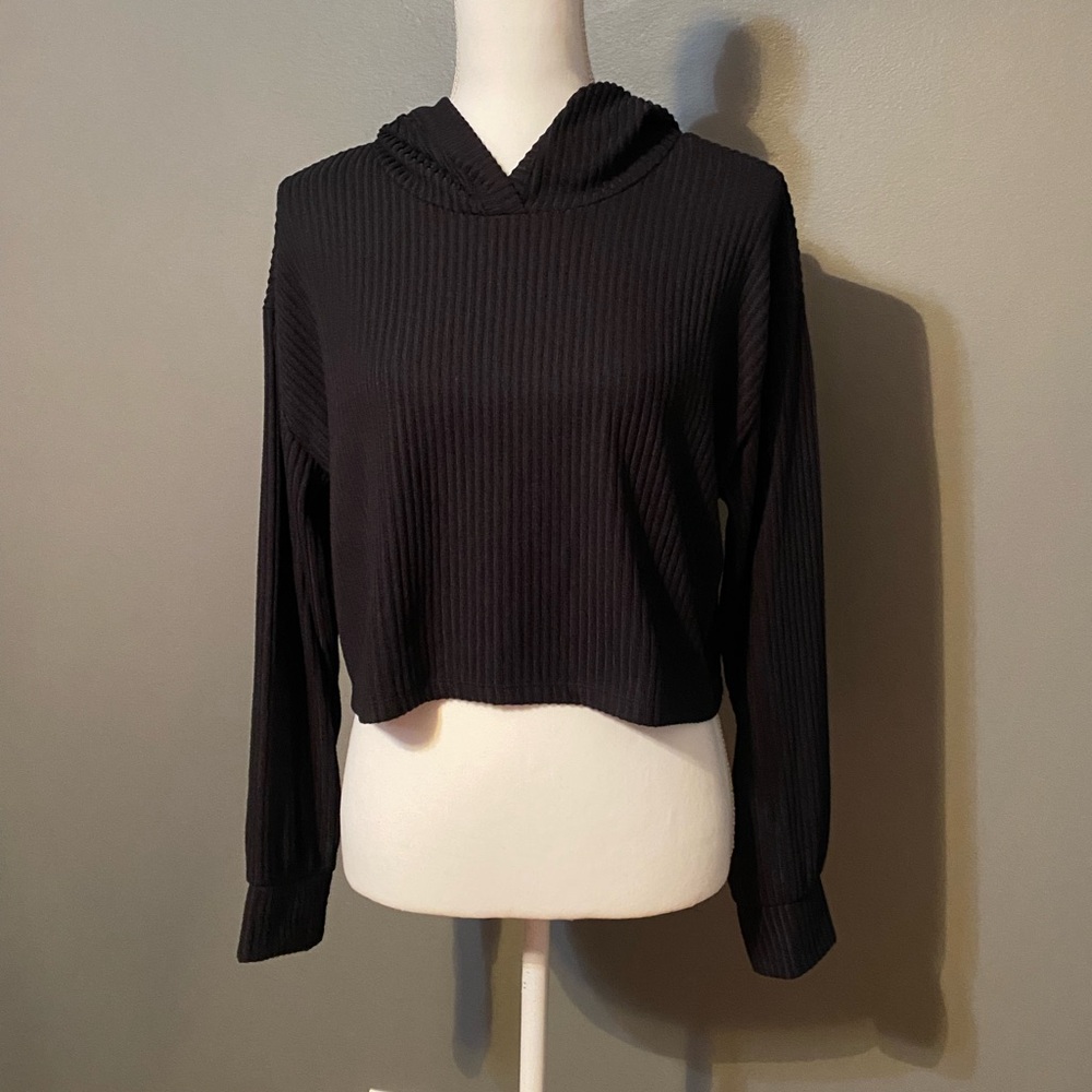 Hollister Black Ribbed Crop Top